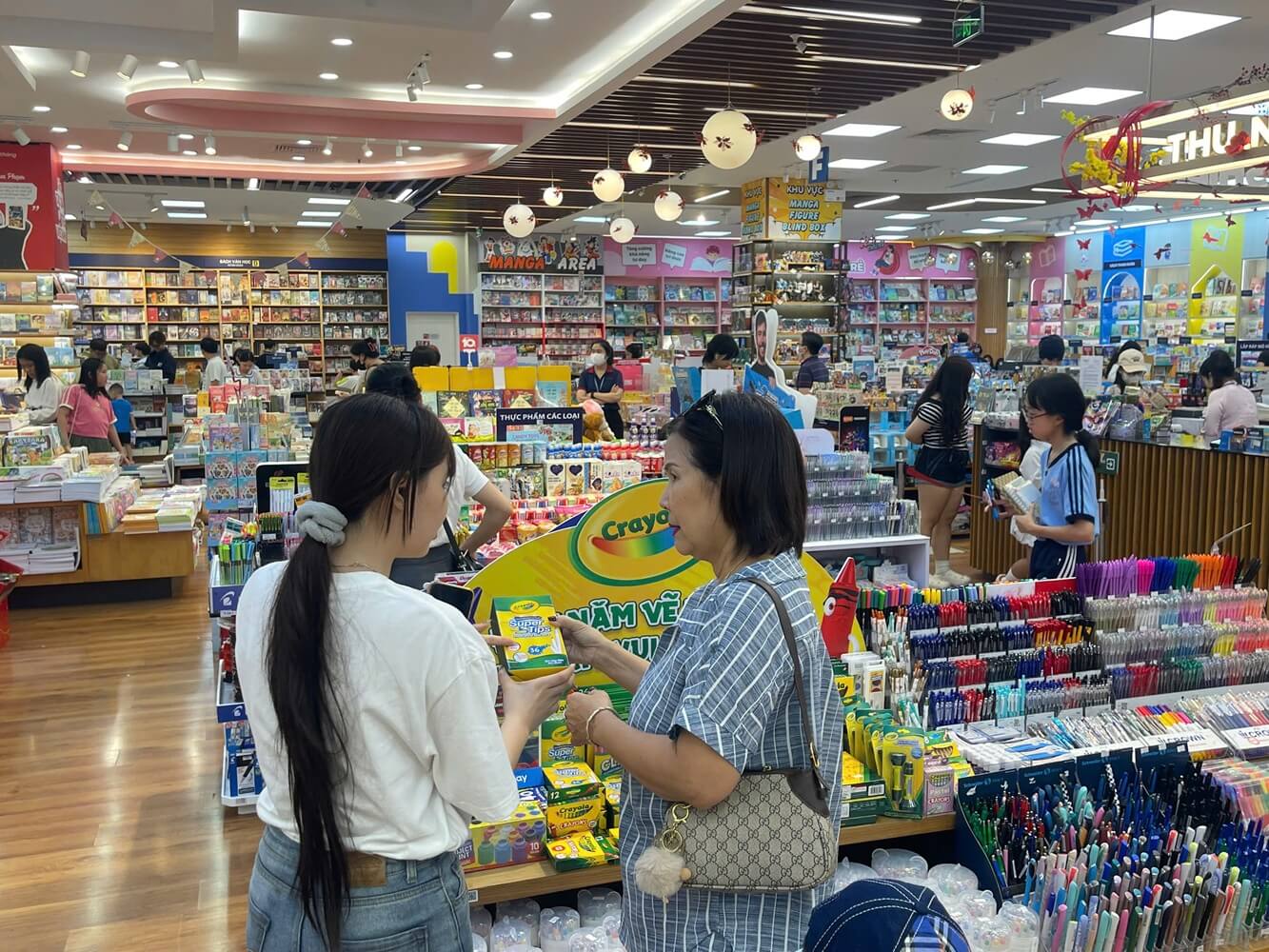 Crayola - PG Instore Fahasa 10
