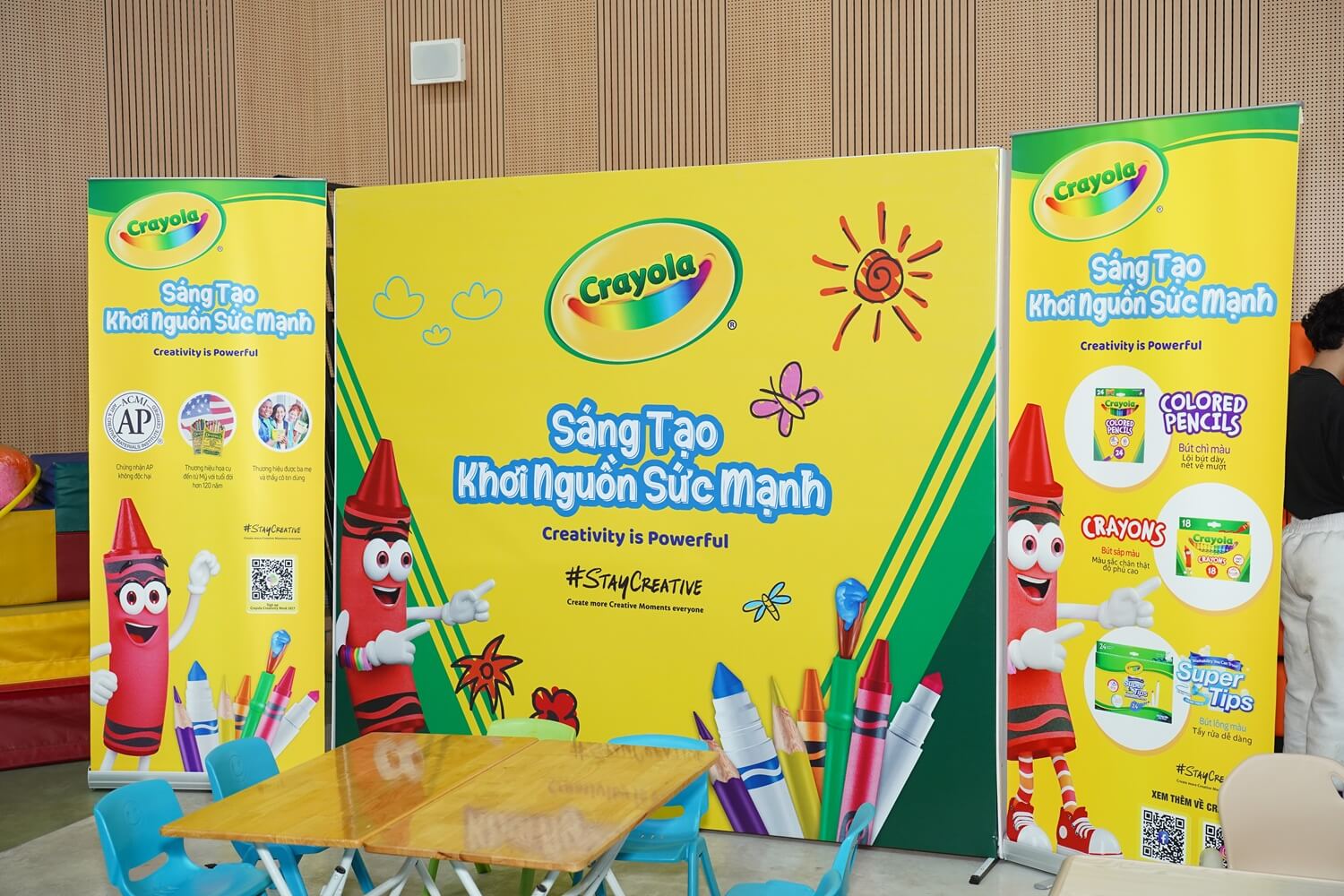 Sản xuất và thi công